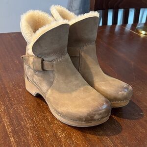 Dansko Women's Bessie